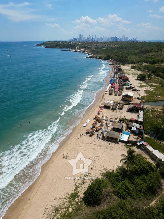Playa Linda (Tierra Bomba)
